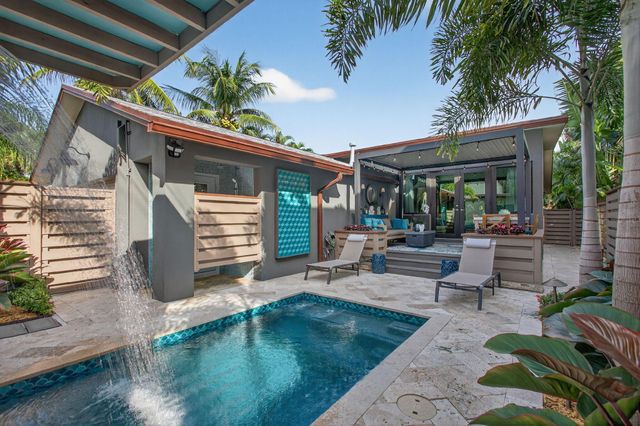 1209 N Lakeside Drive, Lake Worth Beach, FL 33460