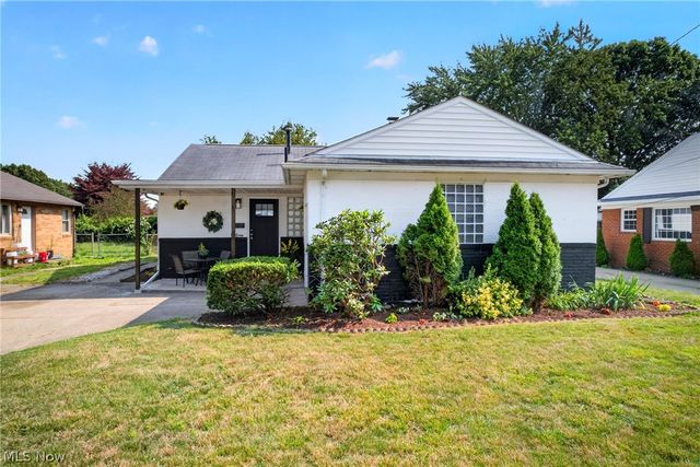 514 6th Street NW, North Canton, OH 44720