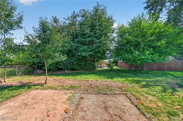 514 6th Street NW, North Canton, OH 44720