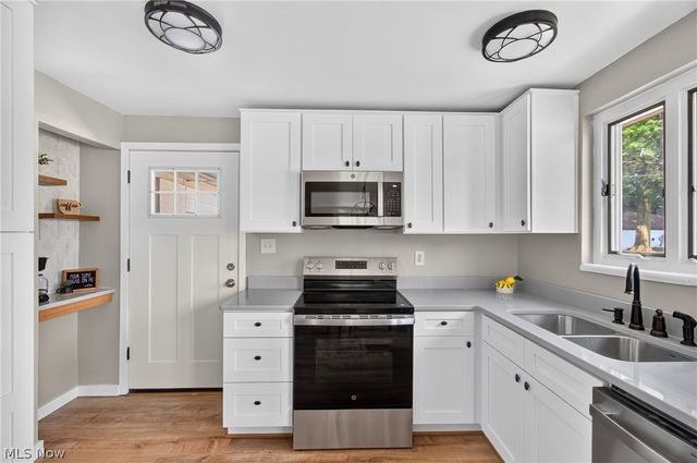 514 6th Street NW, North Canton, OH 44720