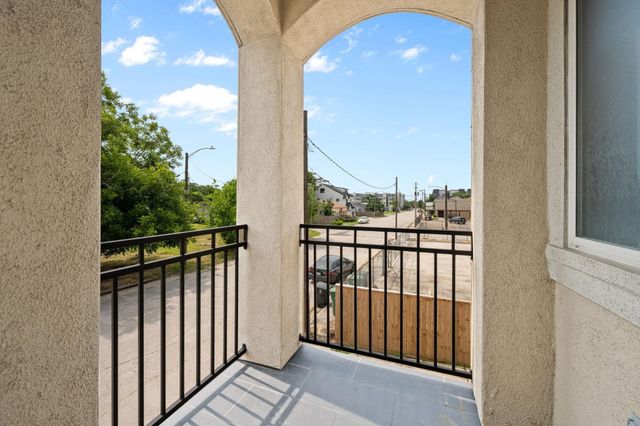 765 Grove Street, Houston, TX 77020