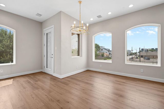 765 Grove Street, Houston, TX 77020
