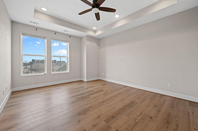 765 Grove Street, Houston, TX 77020