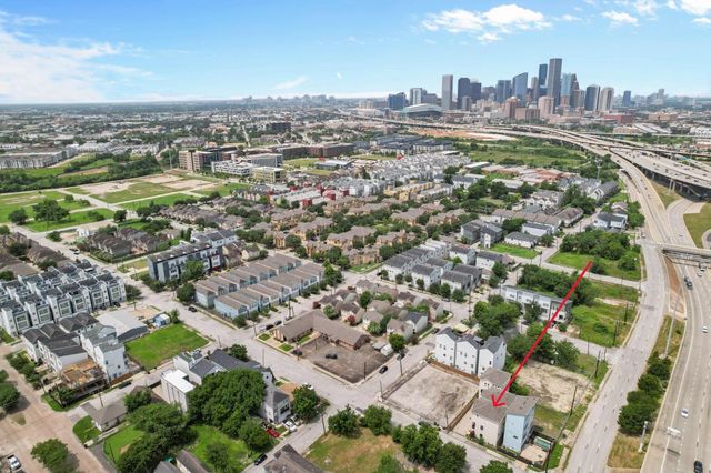 765 Grove Street, Houston, TX 77020