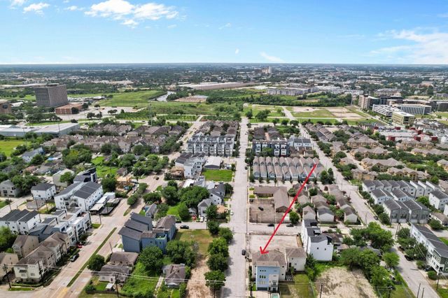 765 Grove Street, Houston, TX 77020