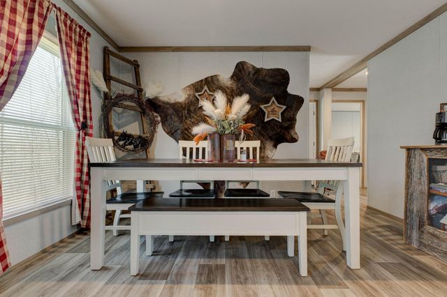 1693 Dan Ridge Road, Wellington, KY 40387