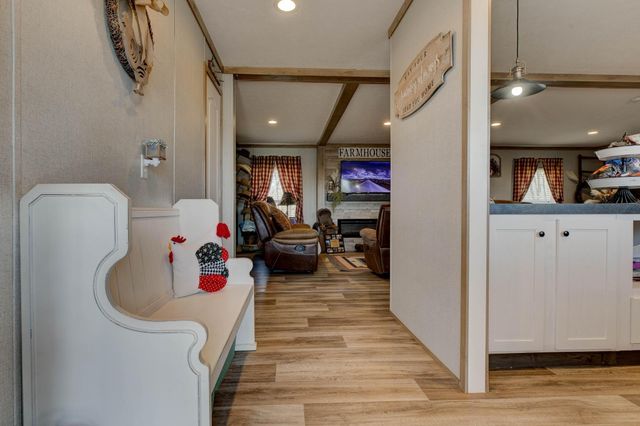 1693 Dan Ridge Road, Wellington, KY 40387