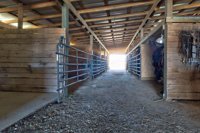 1693 Dan Ridge Road, Wellington, KY 40387