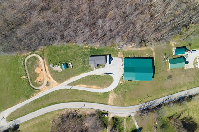 1693 Dan Ridge Road, Wellington, KY 40387