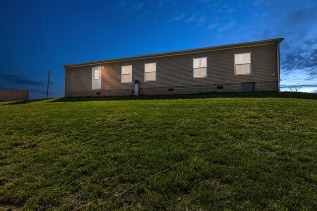 1693 Dan Ridge Road, Wellington, KY 40387