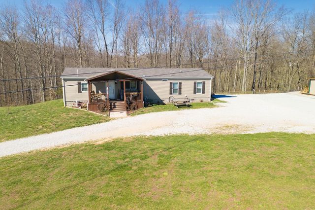 1693 Dan Ridge Road, Wellington, KY 40387