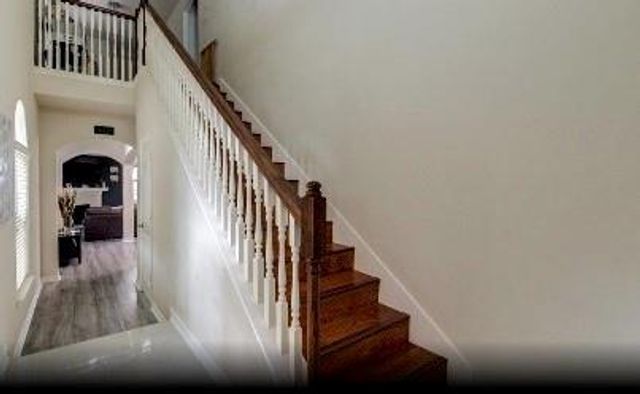 6439 W Linpar Court, Houston, TX 77040