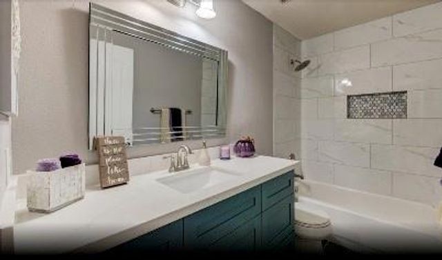 6439 W Linpar Court, Houston, TX 77040