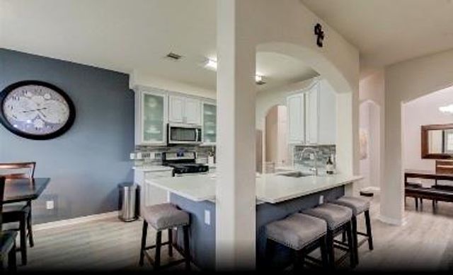 6439 W Linpar Court, Houston, TX 77040