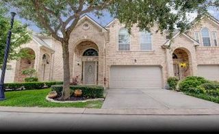 6439 W Linpar Court, Houston, TX 77040