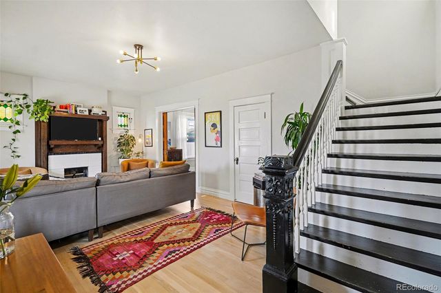 304 S Emerson Street, Denver, CO 80209