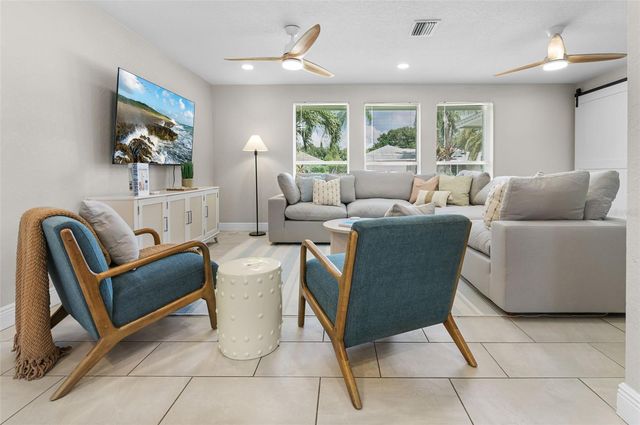 10656 FRANCES LANE, Largo, FL 33774