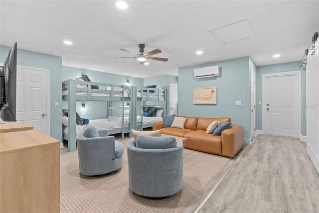 10656 FRANCES LANE, Largo, FL 33774