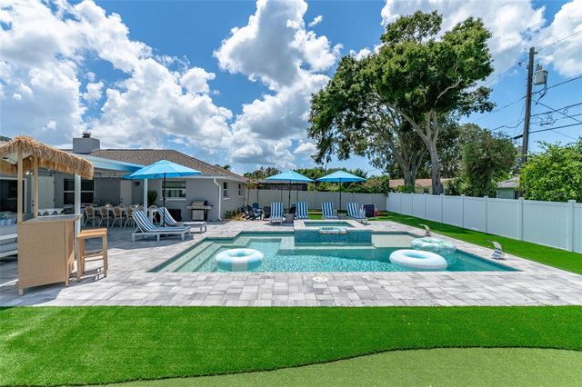 10656 FRANCES LANE, Largo, FL 33774