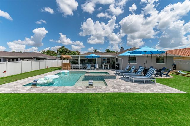 10656 FRANCES LANE, Largo, FL 33774