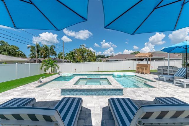 10656 FRANCES LANE, Largo, FL 33774