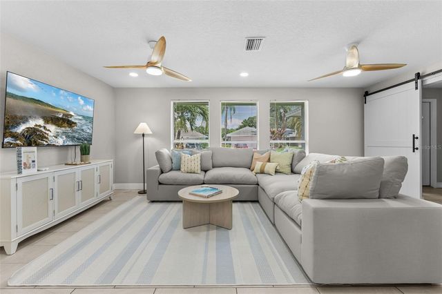 10656 FRANCES LANE, Largo, FL 33774