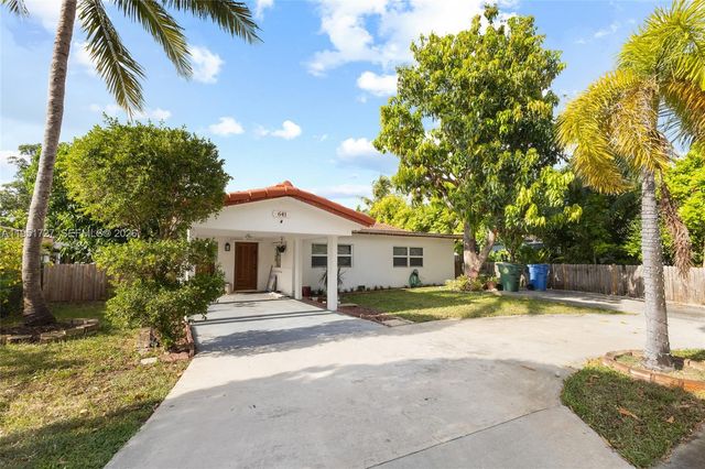 641 NE 56th Ct, Oakland Park, FL 33334