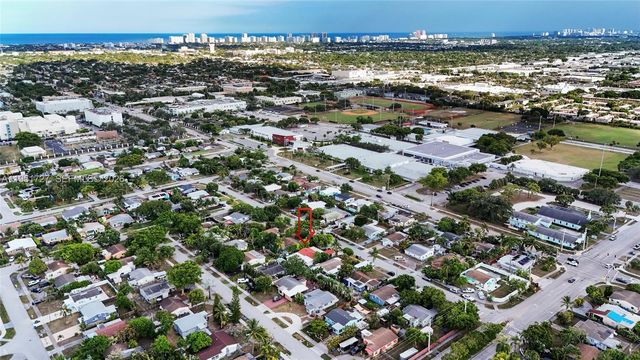 641 NE 56th Ct, Oakland Park, FL 33334