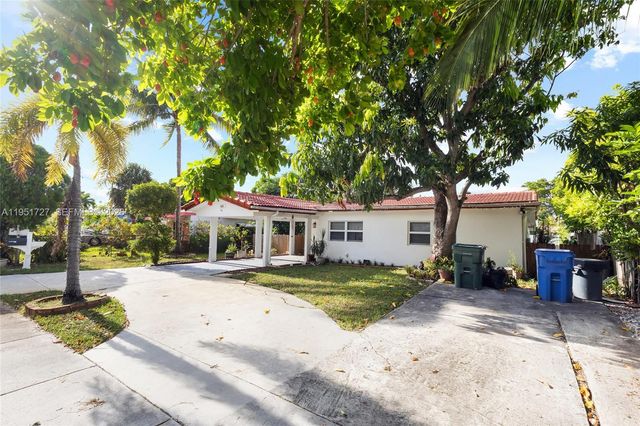 641 NE 56th Ct, Oakland Park, FL 33334