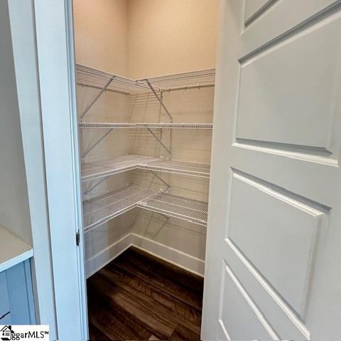 916 Yarn Way, Greer, SC 29651