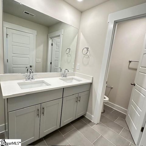 916 Yarn Way, Greer, SC 29651