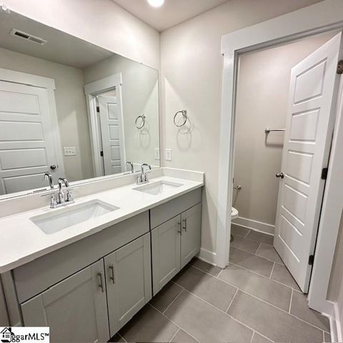 916 Yarn Way, Greer, SC 29651