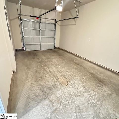 916 Yarn Way, Greer, SC 29651