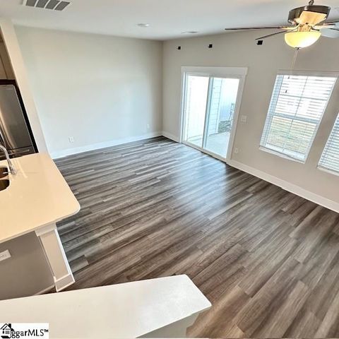 916 Yarn Way, Greer, SC 29651