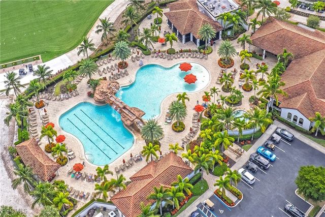 28095 Foxrock CT, Bonita Springs, FL 34135