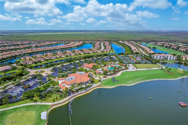 28095 Foxrock CT, Bonita Springs, FL 34135