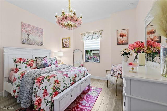 28095 Foxrock CT, Bonita Springs, FL 34135