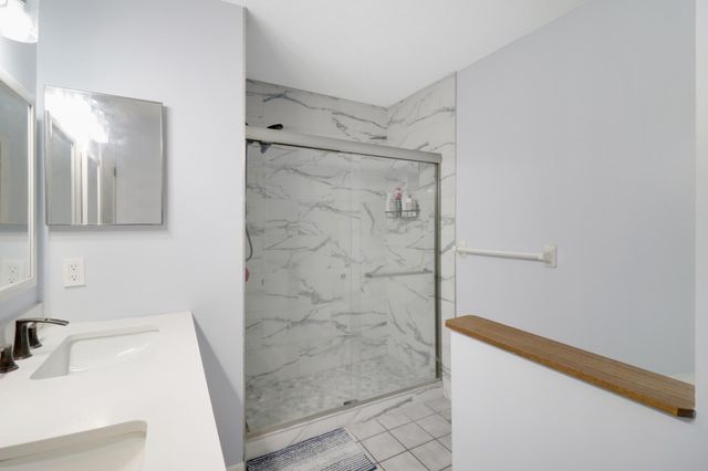 4219 Hemlock Lane N, Plymouth, MN 55441