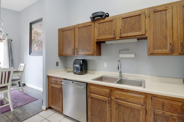 4219 Hemlock Lane N, Plymouth, MN 55441