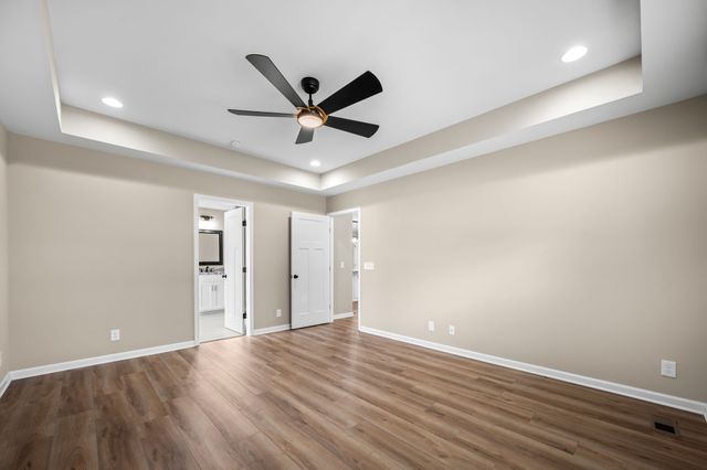 105 Cumberland Ct, Tullahoma, TN 37388