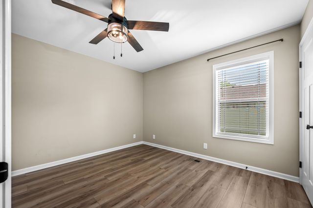 105 Cumberland Ct, Tullahoma, TN 37388