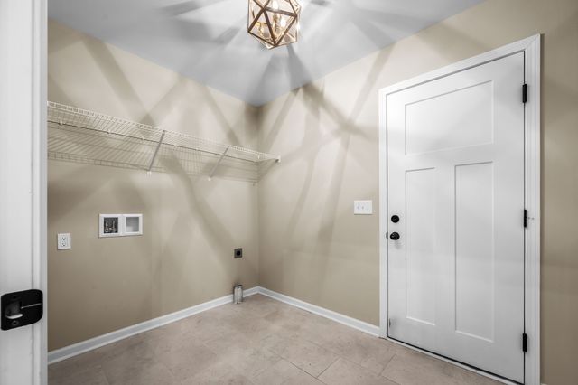 105 Cumberland Ct, Tullahoma, TN 37388