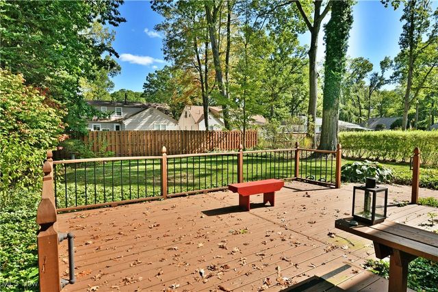 564 Adelaide Avenue NE, Warren, OH 44483