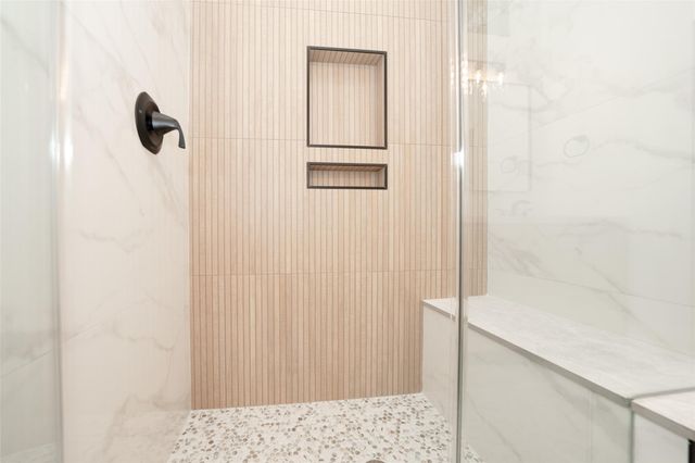 203 S Pathfinders Circle, The Woodlands, TX 77381