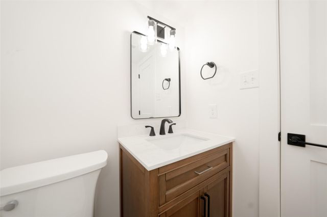 203 S Pathfinders Circle, The Woodlands, TX 77381