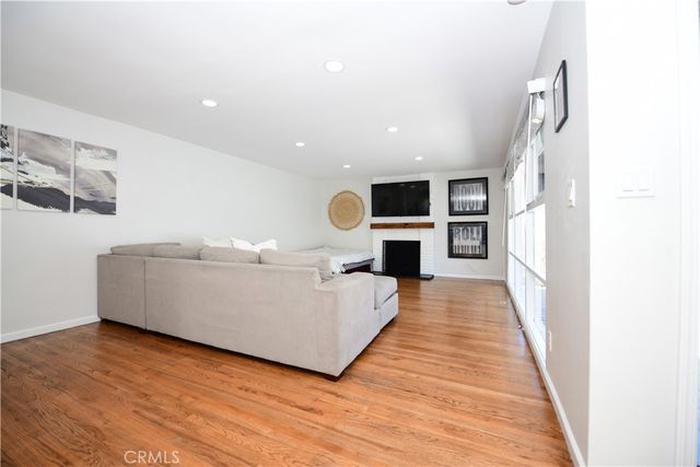 4625 Glacier Avenue, San Diego, CA 92120