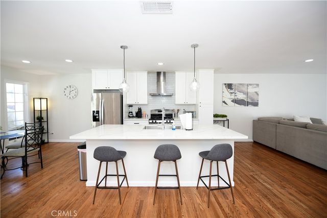4625 Glacier Avenue, San Diego, CA 92120