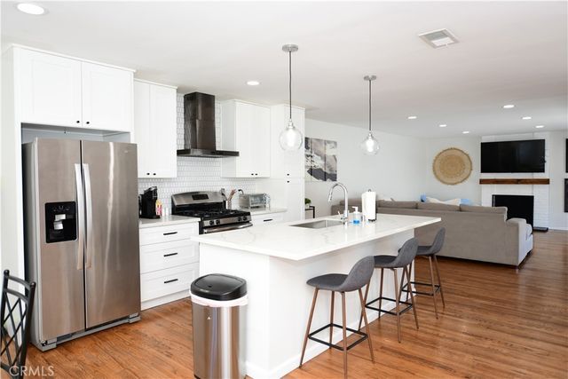 4625 Glacier Avenue, San Diego, CA 92120