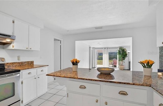918 SE 35TH STREET, Cape Coral, FL 33904