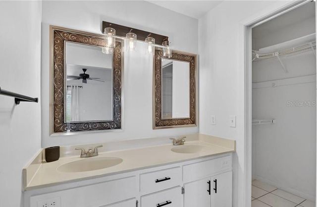 918 SE 35TH STREET, Cape Coral, FL 33904